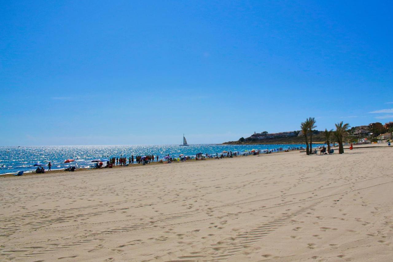 Apartament In Front Of The Sea With Ac And Pool Alicante Zewnętrze zdjęcie